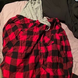 Long sleeve hooded shirt